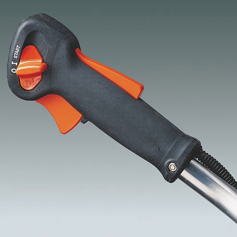Stihl FS 240 C-E Freischneider mit Gurt und drei Schneidzubehören