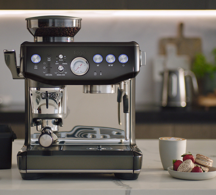 Sage - Barista Express Impress - Siebträgermaschine - Black Stainless Steel