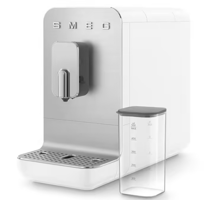 Smeg Kaffeevollautomat BCC13WHMEU50's mit Milchfunktion weiß