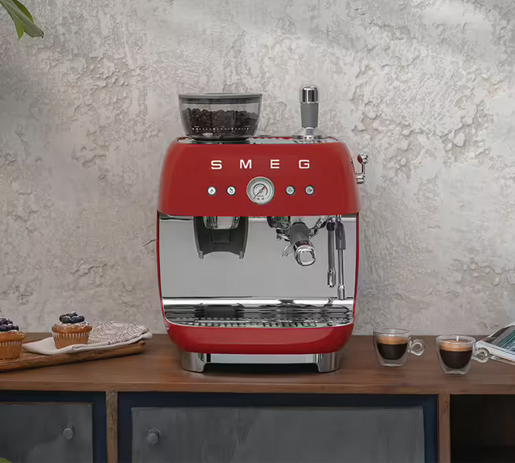 Smeg Espressomaschine EGF03RDEU rot mit Kaffeemühle
