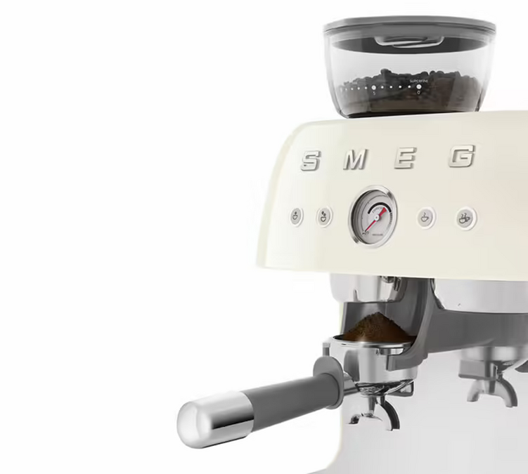 Smeg Espressomaschine EGF03 Crème